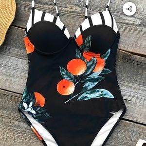 NWT Cupshe one-piece bathing suit with oranges